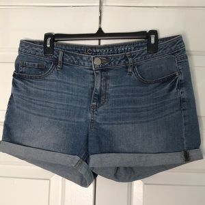 Lauren Conrad Cuffed Denim Jeans Shorts (Size 12)